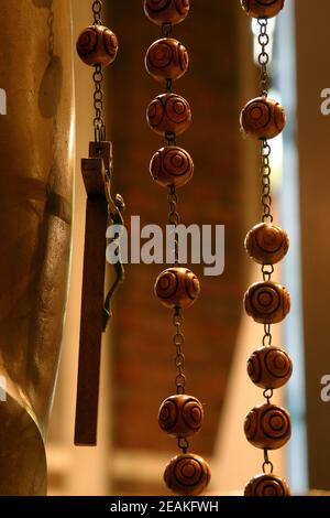 Rosenkranz bei Maria Königin des Heiligen Rosenkranzes Pfarrei in Zagreb, Kroatien Stockfoto