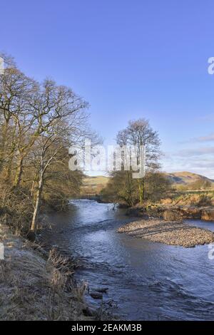 Wasser von AE, einem Nebenfluss des Flusses Annan, in der Nähe von Lochmaben, Dumfries und Galloway, Schottland Stockfoto