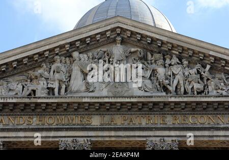 Paris - Tympanon des Pantheons Stockfoto