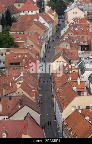 Blick über die Dächer von Radiceva Straße in Zagreb, Kroatien Stockfoto