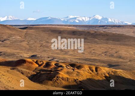 Die altai-Berge. Landschaft der Natur auf dem Altai-Gebirge und in den Schluchten zwischen den Bergen. Stockfoto