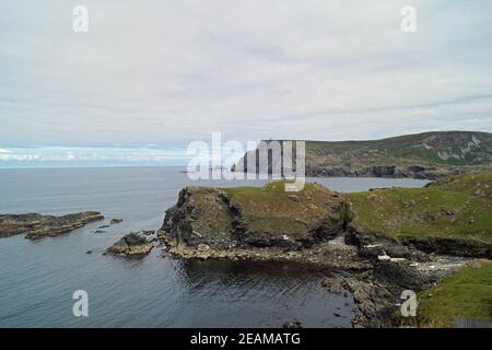 Irlands Küsten Klippen zwischen Glencolumbkill und Malin Beg Stockfoto