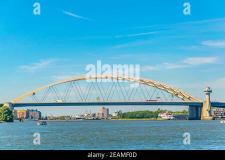 Van Brienenoordbrug Brücke in Rotterdam, Niederlande Stockfoto