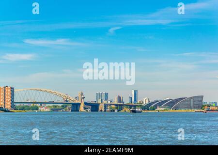 Van Brienenoordbrug Brücke in Rotterdam, Niederlande Stockfoto