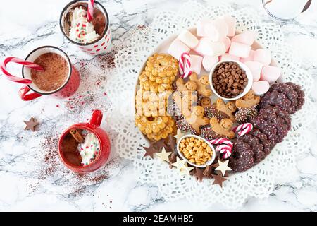 Heiße Schokolade mit Schlagsahne Stockfoto