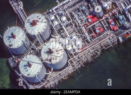 MARACAIBO-SEE, VENEZUELA, OKTOBER 1988 - Ausrüstung der Ölgesellschaft Lagoven auf dem See, im Zulia-Staat. Stockfoto