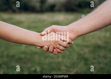 Schema von Handshake und Distanzierung in Psychologie und Wissenschaft Des Körpers Stockfoto