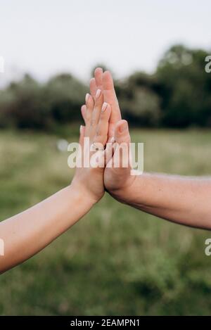 Schema von Handshake und Distanzierung in Psychologie und Wissenschaft Des Körpers Stockfoto