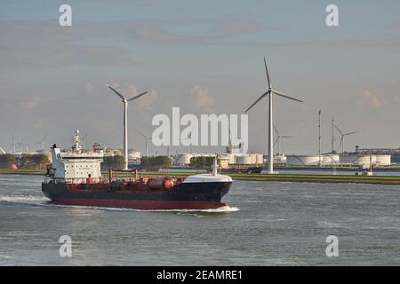 Industrielle Schiff Rotterdam verlassen Stockfoto