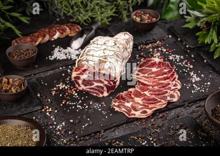 Scheiben korsischer traditioneller Delikatesse coppa Stockfoto