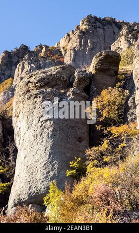 Die Felsen in Krim. Die Felsen der Felsen Krim. Die Ausgabe von Kalkstein Sediment Stockfoto