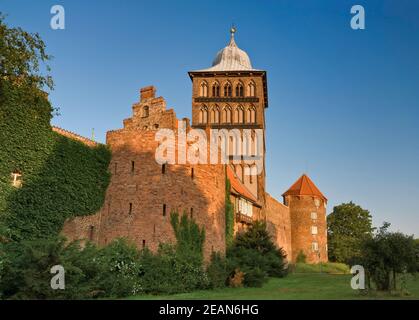 Burgtor, mittelalterlicher Turm, in Lübeck in Schleswig-Holstein, Deutschland Stockfoto