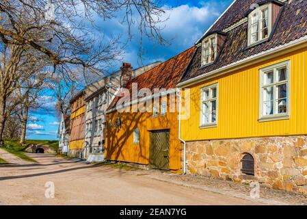 Typische Holzhäuser in der Altstadt von Fredrikstad in Norwegen Stockfoto