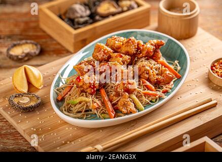 Huhn mit Teriyaki Sauce Stockfoto