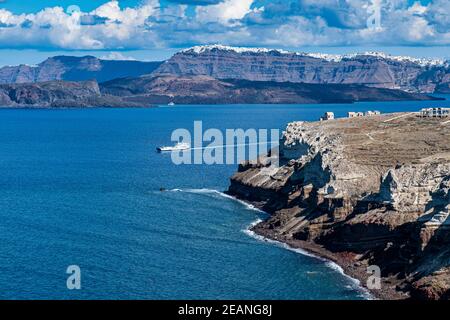 Panoramablick auf die Caldera von Santorini, Santorini, Kykladen, griechische Inseln, Griechenland, Europa Stockfoto