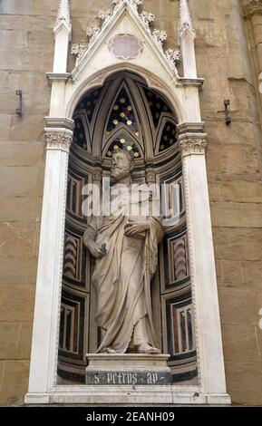 Der heilige Petrus von Filippo Brunelleschi, Orsanmichele Kirche in Florenz, Toskana, Italien Stockfoto