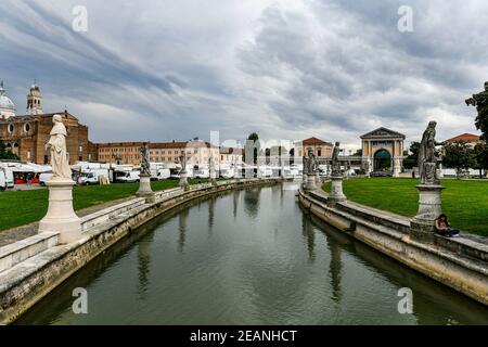 Prato della Valle Square, Padua, Venetien, Italien, Europa Stockfoto