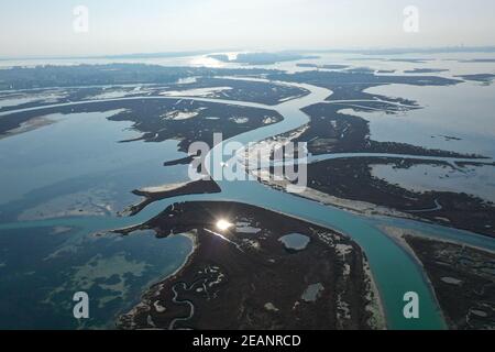 Luftaufnahme der Lagune von Venedig, Kanäle und Mäander, Venedig, Venetien, Italien, Europa Stockfoto