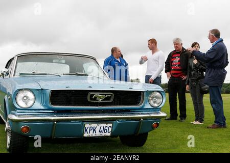 Blue 1966 Ford Mustang auf einer Oldtimer-Ausstellung, Großbritannien Stockfoto