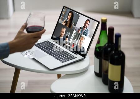Virtuelle Weinprobe Event Party Stockfoto