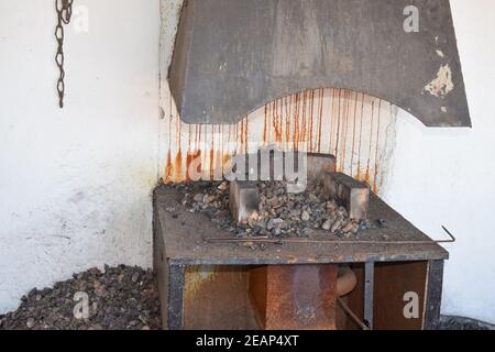 Der Ofen in der Schmiede stretch Stockfoto