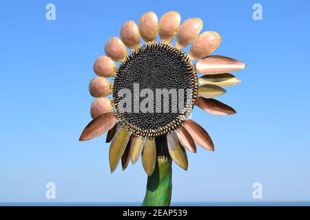 Statue aus Kupfer Blume Sonnenblume Stockfoto