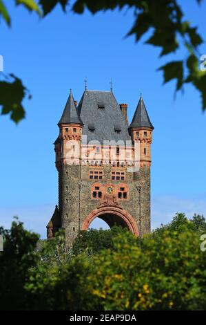 Die Nibelungenbrücke ist eine Sehenswürdigkeit von Worms Stockfoto