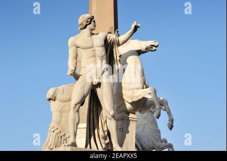 Italien, Rom, Brunnen des Monte Cavallo mit den Statuen Castor und Pollux Stockfoto