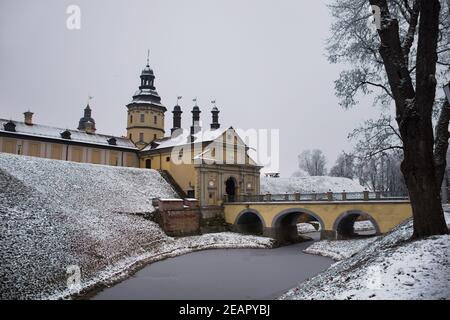 Nesvizh Schloss im Winter Stockfoto