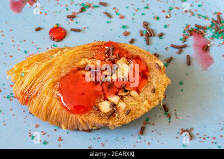 Griechisches Baklava Gebäck oder Süßes Essen, Studioaufnahme Stockfoto