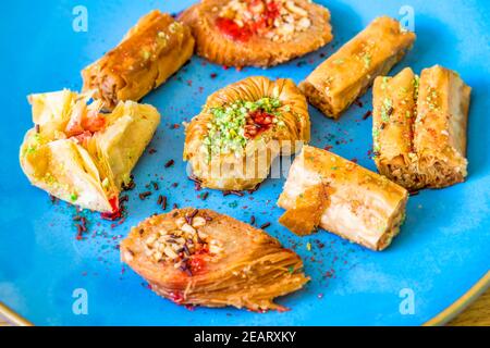 Griechisches Baklava Gebäck oder Süßes Essen, Studioaufnahme Stockfoto