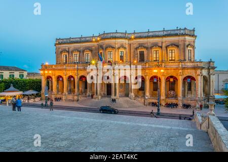 Blick auf den palazzo Ducezio in Noto, Sizilien, Italien Stockfoto