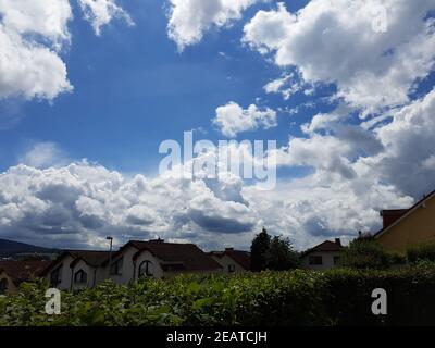 Blaue konvektive Wolken Stockfoto