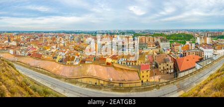 Luftaufnahme der spanischen Stadt Lleida Stockfoto