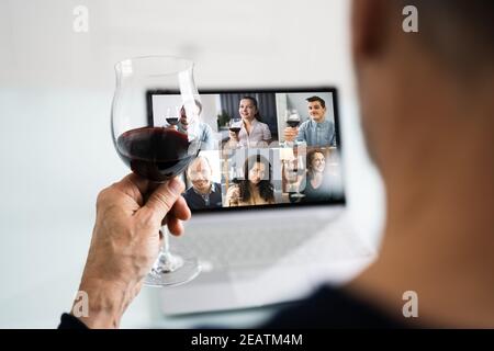 Virtuelle Weinprobe Party Event Online Stockfoto