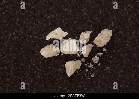 MDMA-Kristalle von oben. Stockfoto