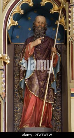 Saint Philip Statue auf dem Hochaltar in der Kirche des hl. Matthäus in Stitar, Kroatien Stockfoto