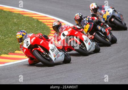 Ralf Waldmann (D), Max Biaggi (ITA), Honda NSR 250, GP Italien 1997, Mugello Stockfoto