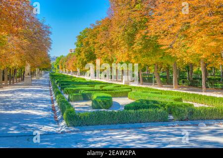 Paseo de las estatuas im Parque del Buen Retiro in Madrid, Spanien Stockfoto