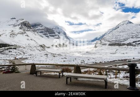 Athabasca Gletscher im Winter im Jasper National Park, Alberta, Kanada Stockfoto