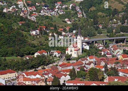 Stadt von Krapina Panoramablick, Region Zagorje, Kroatien Stockfoto