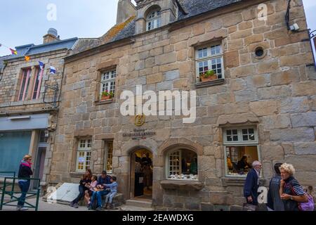 Roscoff, Frankreich - 28. August 2019: Maison Georges Larnicol ist das Schokoladengeschäft in Roscoff im Departement Finistere der Bretagne Stockfoto