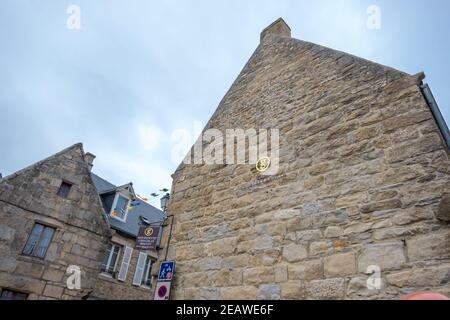 Roscoff, Frankreich - 28. August 2019: Maison Georges Larnicol ist das Schokoladengeschäft in Roscoff im Departement Finistere der Bretagne Stockfoto