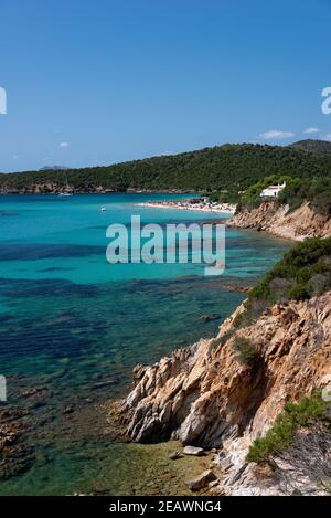 Weißer Sand und tropisches Wasser in der berühmten Tuerredda Strand, Sardinien Stockfoto