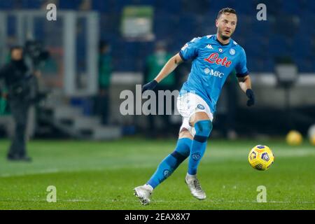 Bergamo, Italien. Februar 2021, 10th. Bergamo, Italien, Gewiss Stadium, 10. Februar 2021, Amir Rrahmani (SSC Napoli) während Atalanta BC gegen SSC Napoli - Italienischer Fußball Coppa Italia Spiel Credit: Francesco Scaccianoce/LPS/ZUMA Wire/Alamy Live News Stockfoto