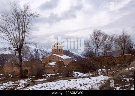 Die Kirche ist von großer Bedeutung, weil das Kloster Imera Befindet sich oberhalb des Dorfes Olucak in Gümüşhane Stockfoto