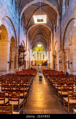 LUND, SCHWEDEN, 24. APRIL 2019: Innenraum der Kathedrale von Lund, Schweden Stockfoto