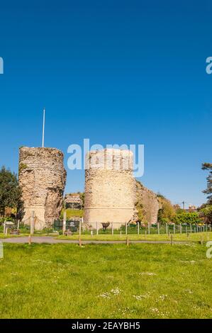 Die Überreste von Bungay Castle in Bungay, Suffolk, England, Großbritannien Stockfoto