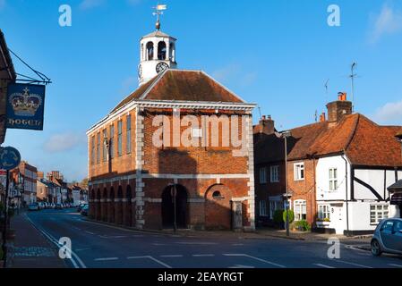 Blick auf die Markthalle, High Street, Old Amersham, Buckinghamshire, Großbritannien Stockfoto