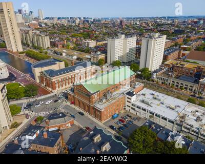 Boston Symphony Hall Luftaufnahme an 301 Massachusetts Avenue in Back Bay, Boston, Massachusetts MA, USA. Der Symphony Hall wurde 1900 erbaut. Stockfoto